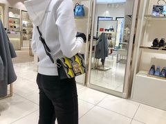 -王府井奥莱临潼小镇(临潼店)