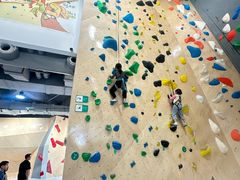 -ROCKPLUS攀岩馆(环宇城店)