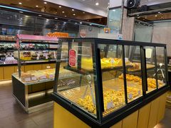 面包甜点陈列柜-御蝶坊生日蛋糕KNAC(新村店)