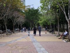 -东荟城名店仓