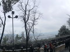 -灵岩山风景区