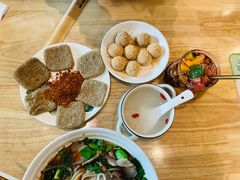 大方臭豆腐-贵凤凰贵州米粉(五道口店)