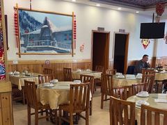 -鹤乡东北菜(崮山路店)