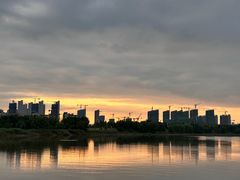 -南京眼步行桥
