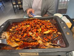 -江边城外烤全鱼(世茂广场店)