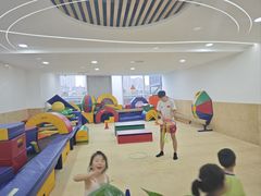 -爱威盛亲子俱乐部·纽约国际早托中心