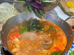 -王奋斗贵州酸汤牛肉火锅