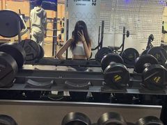 -帝豪斯健身俱乐部(市府恒隆广场店)