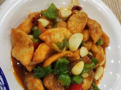 蛋白烧牛筋-江城燕子大排档(江汉路步行街店)