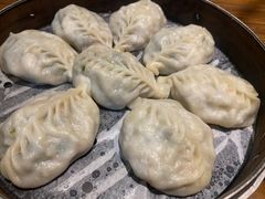 -方国老头包子·39年威海本地老字号•小船海鲜疙瘩汤