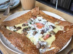 鸡蛋蘑菇熏肉荞麦可丽饼-RAC BAR(安福路店)