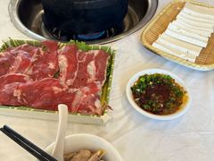 -鲁朗纳麦石锅鸡庄园