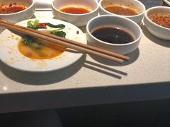 -海底捞火锅鲜切牛肉主题店(长寿路店)