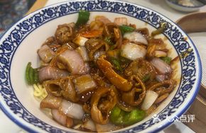 Stir-Fried Intestines with Noodles (Includes Clear Soup)