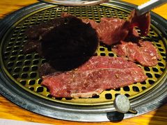 唯成秘制牛肉-唯成•韩国炭火烤肉 유성고기