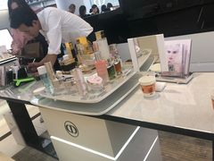 -Dior迪奥(上海世茂广场店)
