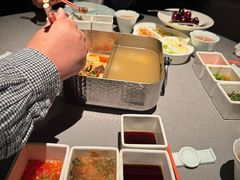 -左庭右院鲜牛肉火锅黑金店(陆家嘴中心店)