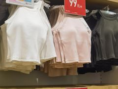 -优衣库(广州番禺万达广场店)