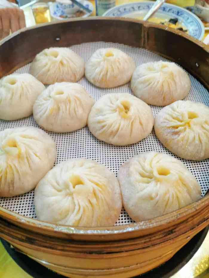 聚合庄(龙袍总店)-"每年秋冬都会去几次龙袍的聚合庄,家庭聚会.