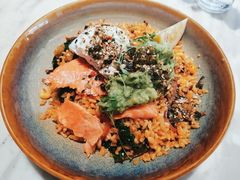 烟熏三文鱼水波蛋泡菜炒饭-gaga(深圳福田星河COCO Park店)