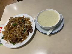 干炒牛河-玲又珑美食(盘福路店)