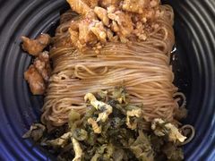 特色葱油拌面-南小馆(迪士尼小镇店)