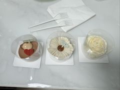 -潮一不贰·法式甜品·生日蛋糕·西式简餐(外滩店)