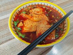 -老字号杨坡红油米线腊汁肉夹馍(东四道巷店)