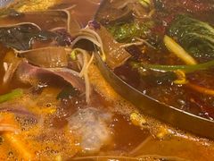 -由衷贵州酸汤牛肉火锅(新桥店)
