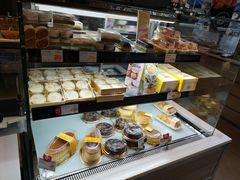 蛋糕柜-巴黎贝甜(大宁国际商业广场店)