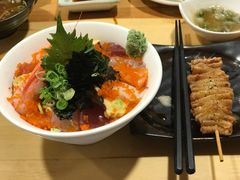 -晶吉·居酒屋·烧鸟·生鱼饭(中山区民主广场店)