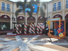 -佛罗伦萨小镇广佛名品奥特莱斯(疏港路店)