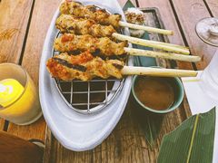 -三亚艾迪逊酒店·海滩烧烤 BARBACOA·现场乐队·浪漫晚餐·烧烤海鲜