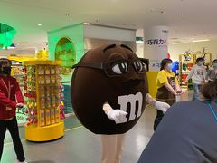 -m豆巧克力世界(上海世茂广场店)