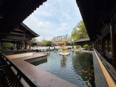-绳金塔