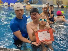 -蓝旗亲子游泳(范湖万达广场店)