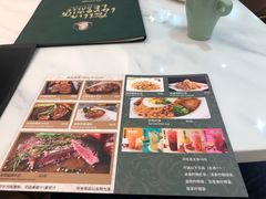 -丽莎沙拉轻食餐厅(国贸店)