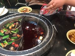-唇辣号重庆老火锅(亦庄店)