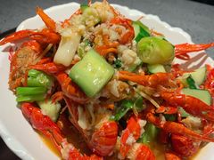 蒜香小龙虾-虾胡闹龙虾馆(湄南河店)