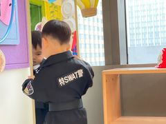 -爱睿思儿童早教亲子游泳(万象城店)