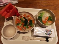 -云海肴·汽锅鸡·云南菜(天山百盛优客店)