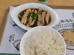 -老乡鸡(武汉中南梅苑小区地铁站店)