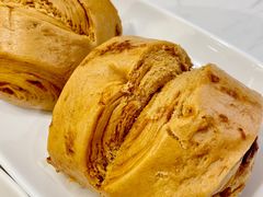 -李与白包子铺(桐梓林店)