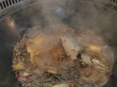 -哈尔滨烧烤·山河村铁锅炖(交大店)