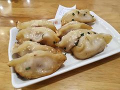 -小姜锅贴(凤凰街店)