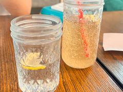 -BOURBON 玻本美式餐厅酒吧(虹桥新天地店)