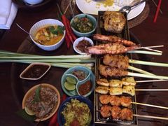 -DiAtas by Art Cafe Bumbu Bali
