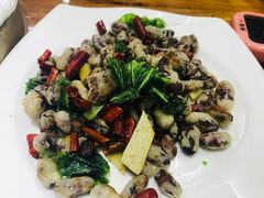 -滇香肴·云南菜蒸汽石锅鱼(云南北路店)