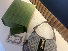 -小飞侠奢侈品回收 寄卖 养护(宝山宝龙广场店)