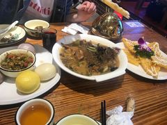 -东北人家铁锅炖(鞍山路店)